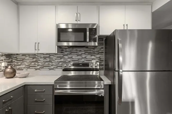 475 N Midway Drive 117, Escondido, California 92027