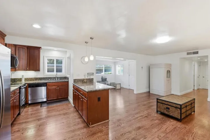 14225 Lora 62, Los Gatos, California 95032