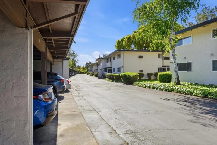 14225 Lora 62, Los Gatos, California 95032