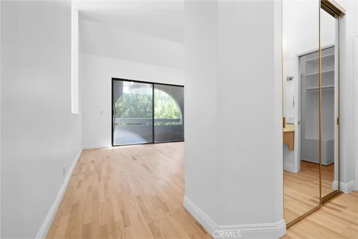 5335 White Oak Avenue A, Encino, California 91316