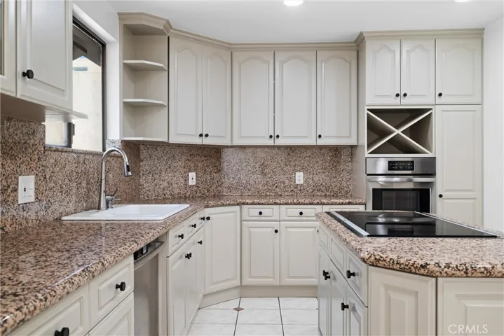 5335 White Oak Avenue A, Encino, California 91316