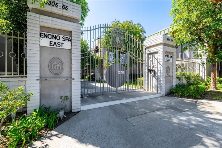 5335 White Oak Avenue A, Encino, California 91316