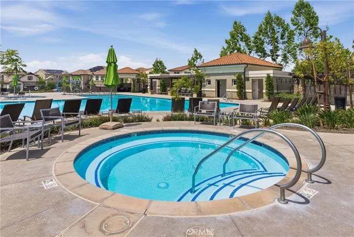 600 Shadowbrook, Lake Forest, California 92610