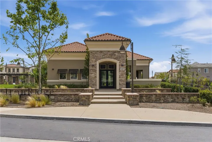 600 Shadowbrook, Lake Forest, California 92610