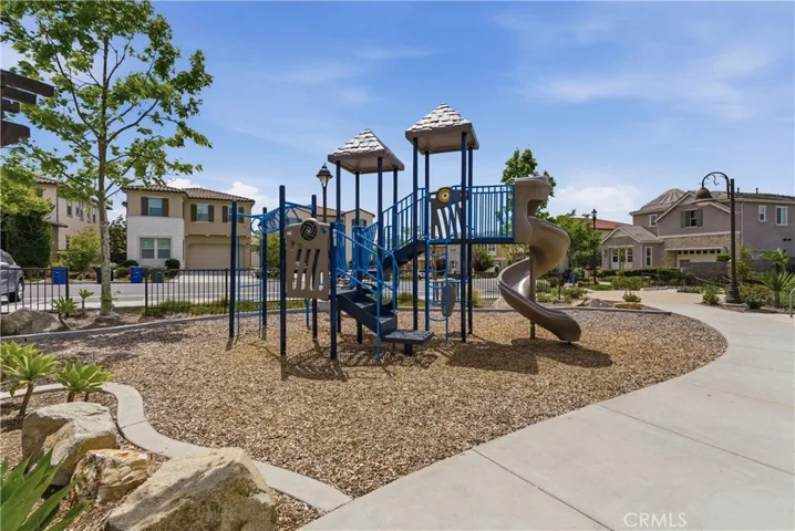 600 Shadowbrook, Lake Forest, California 92610