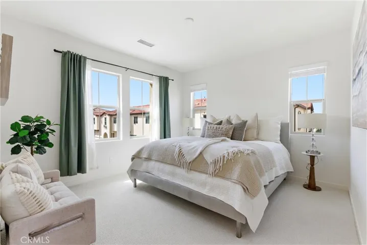 600 Shadowbrook, Lake Forest, California 92610