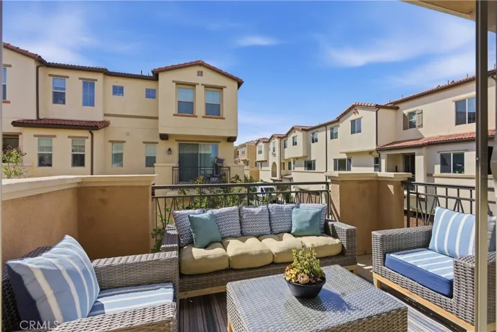 600 Shadowbrook, Lake Forest, California 92610
