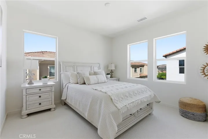 600 Shadowbrook, Lake Forest, California 92610