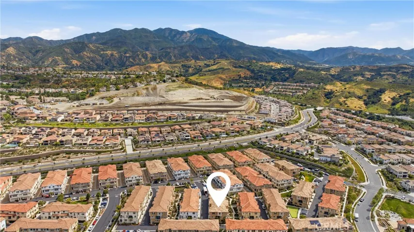 600 Shadowbrook, Lake Forest, California 92610