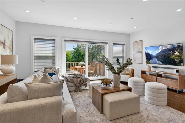 10200 Empire Avenue, Cupertino, California 95014