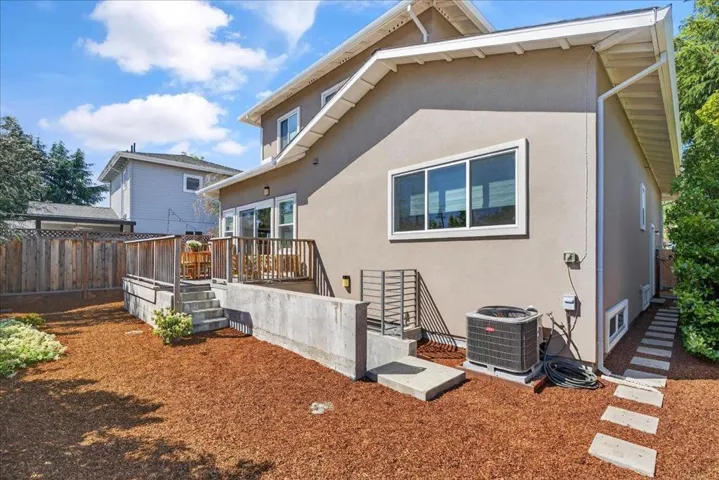 10200 Empire Avenue, Cupertino, California 95014