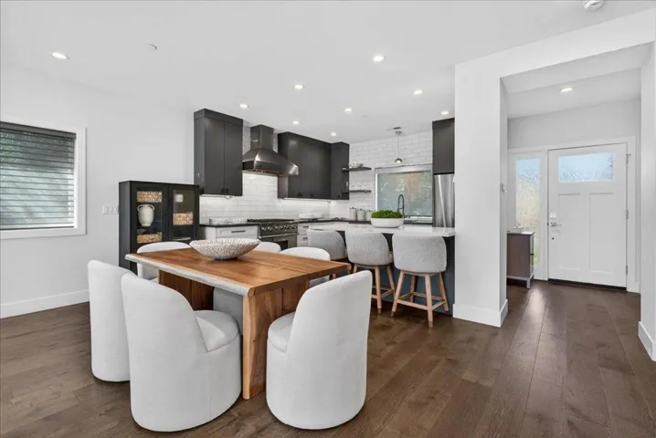10200 Empire Avenue, Cupertino, California 95014
