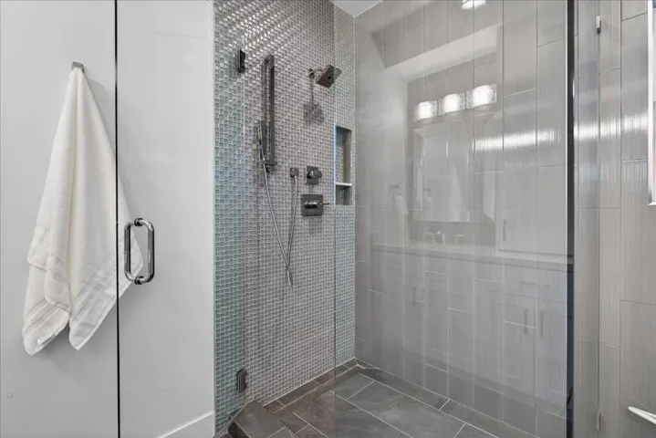 10200 Empire Avenue, Cupertino, California 95014