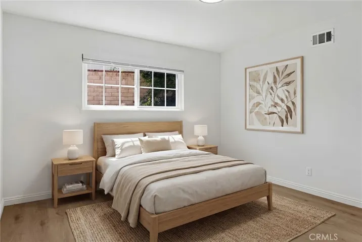 Bedroom 2 (V-Stagged)