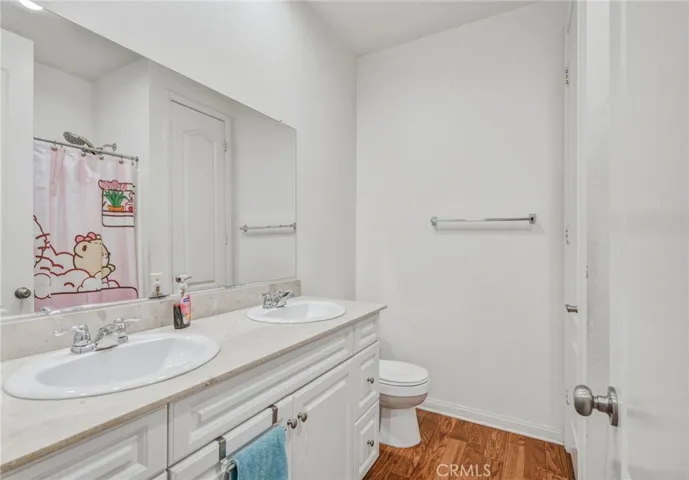 Secondary bathroom