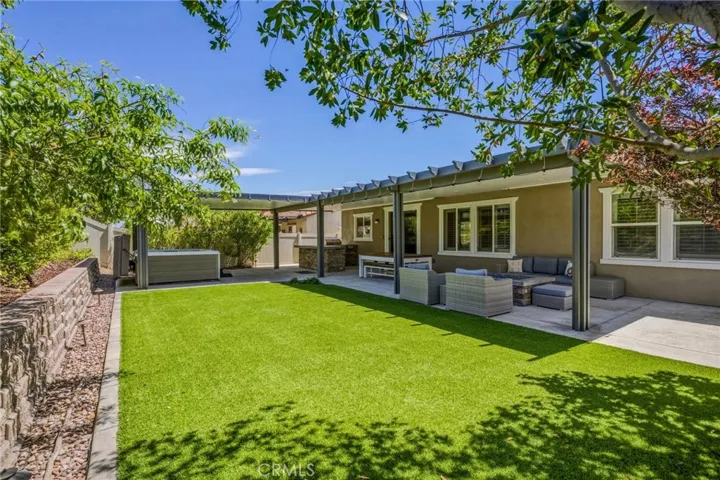 31874 Cloverhill Way, Murrieta, California 92563