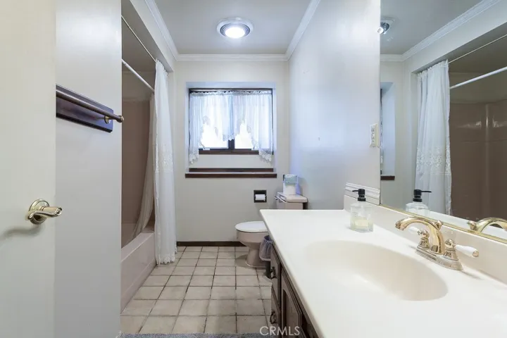 Main House Bathroom 2.