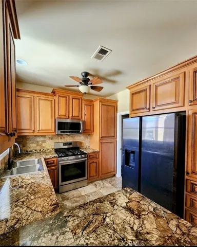 AI Item Remove.
Kitchen