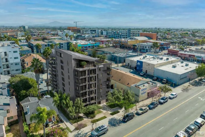 https://zimg.paragon.ice.com/ParagonImages/Property/PA/SDMLS/-520274/0/533/400/9c524226b71f4ce6e803c01b4c4790e6/3/a6ebdbb20a94a88509a28fbf1fe55457/-520274-281a5aef-74e1-45ab-b009-385785b7cf94.JPG