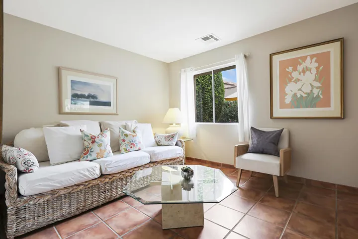 AvenidaDeLasMontanas36055#17 - Copy (2)