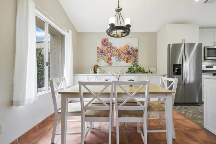 AvenidaDeLasMontanas36055#14 - Copy (2)