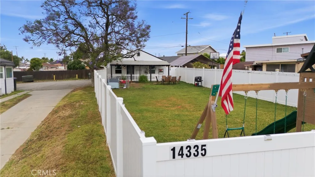 14335 Leffingwell