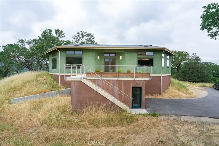 Modern design with coloring to match the local landscape.