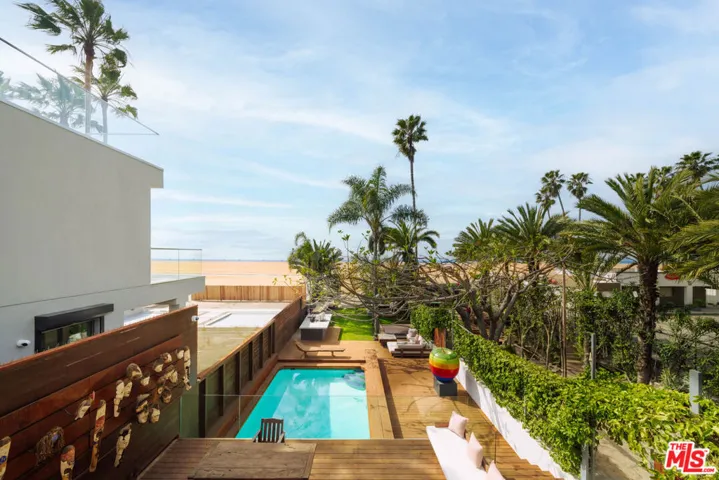 936 Palisades Beach Road, Santa Monica, California 90403