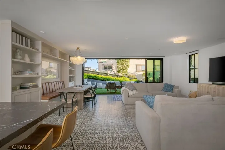 2903 Manhattan Avenue A, Manhattan Beach, California 90266