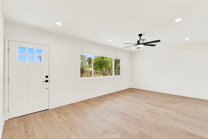 Rear Unit- Living Room