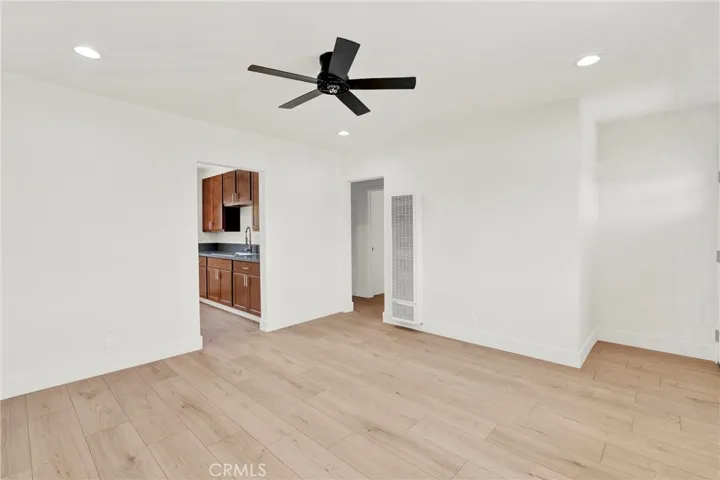 Front Unit- Living Room