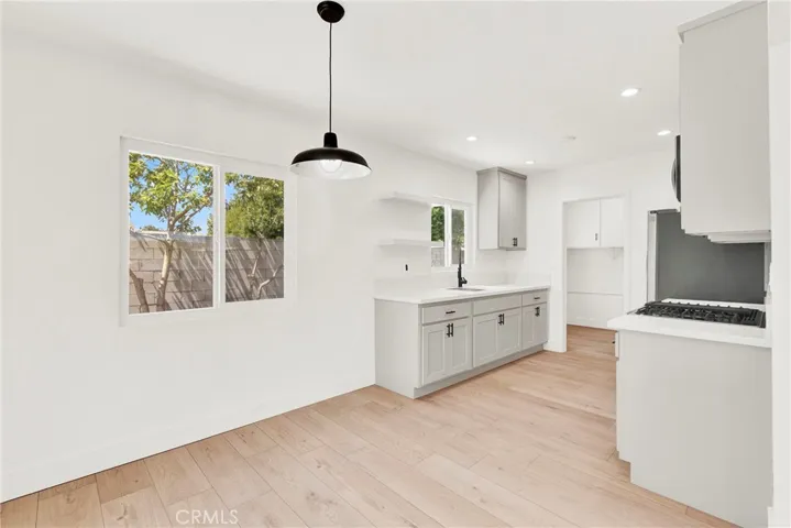 Rear Unit- Dining Area