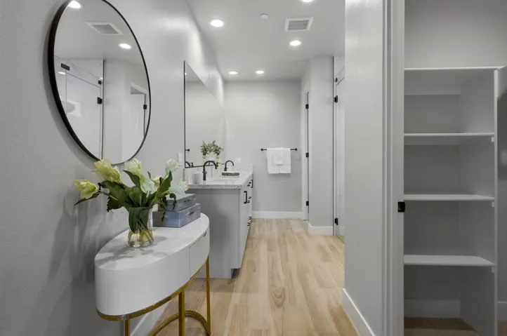 Main Bath
