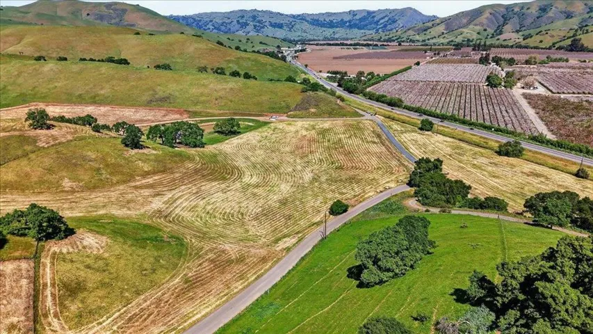 Pacheco Pass Hwy, Hollister, California 95023 — photo 5