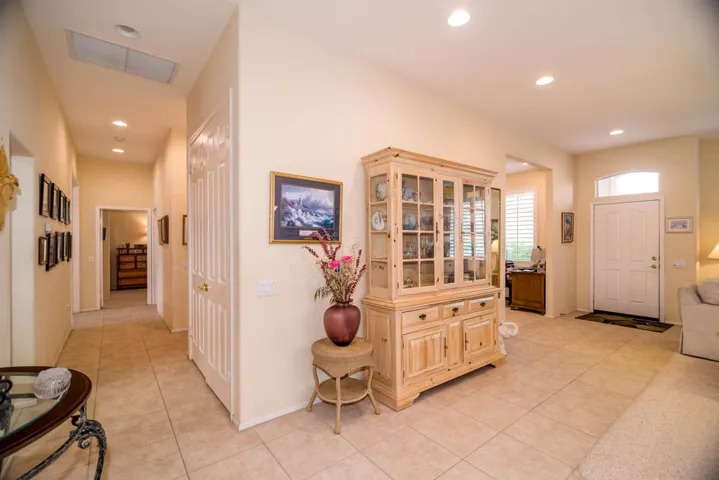 012_78202-kensington_FNA4076-Edit[1]