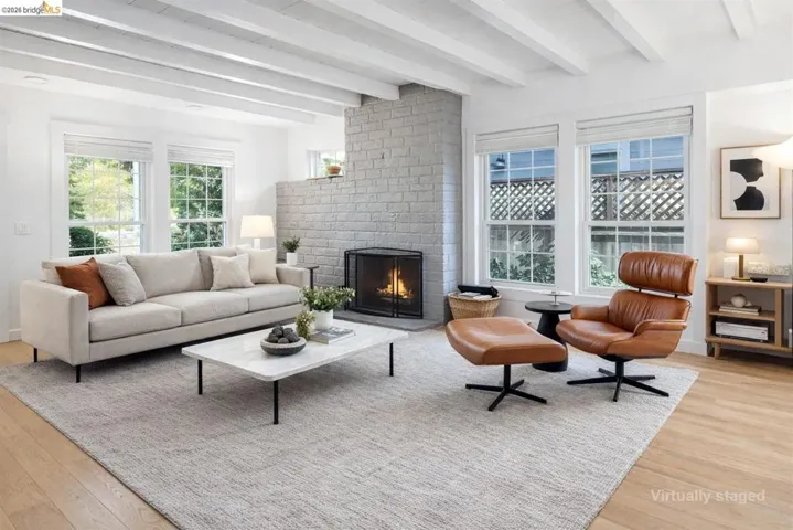 Main House - Virtually Staged