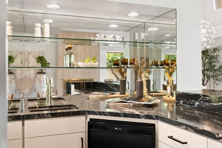 Wet Bar