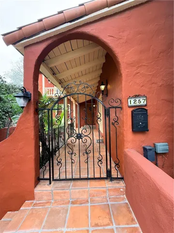 1257 Cordova Avenue, Glendale, California 91207