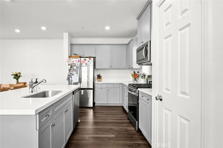 4208 S Laguna, Ontario, California 91761