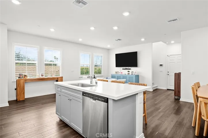 4208 S Laguna, Ontario, California 91761