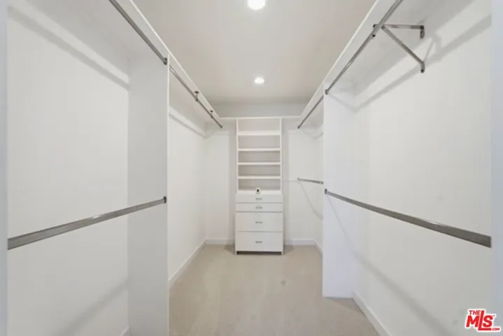 1167 Roxbury Drive 203, Los Angeles, California 90035