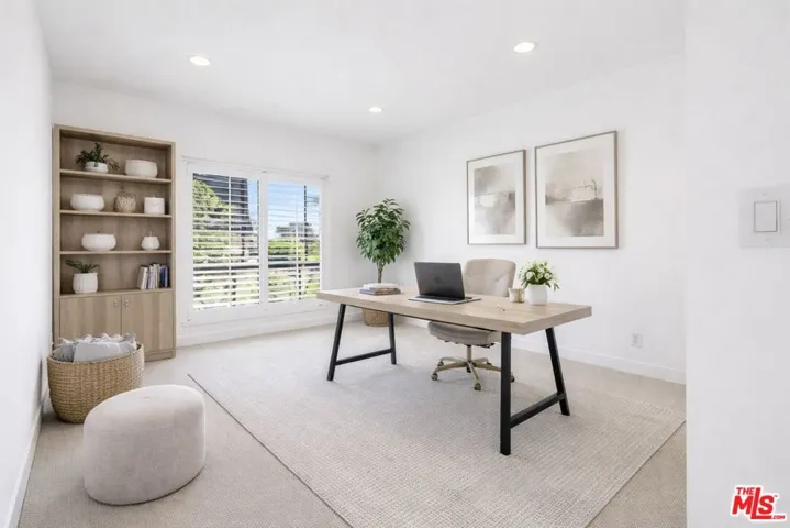 1167 Roxbury Drive 203, Los Angeles, California 90035