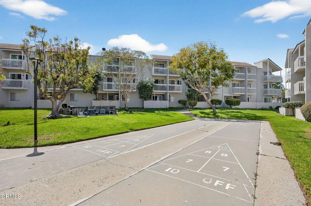 225 S. Ventura Rd. #101