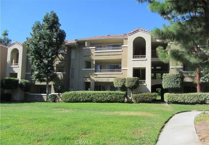 1020 La Terraza, Corona, California 92879