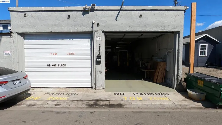 Warehouse Entry