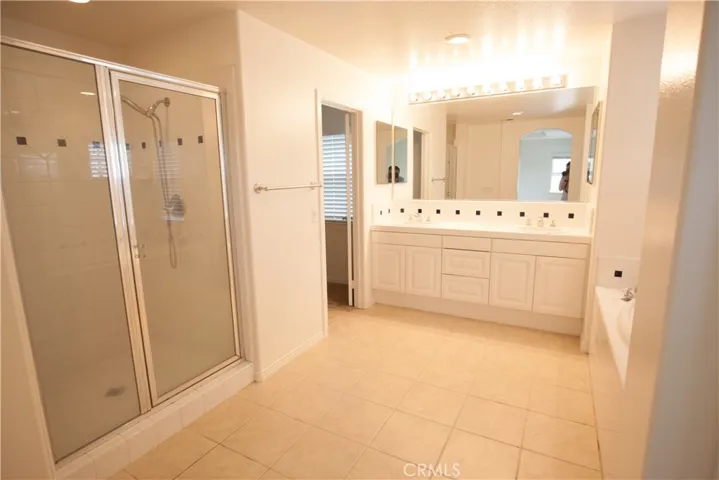 2889 Plaza Del Amo 910, Torrance, California 90503