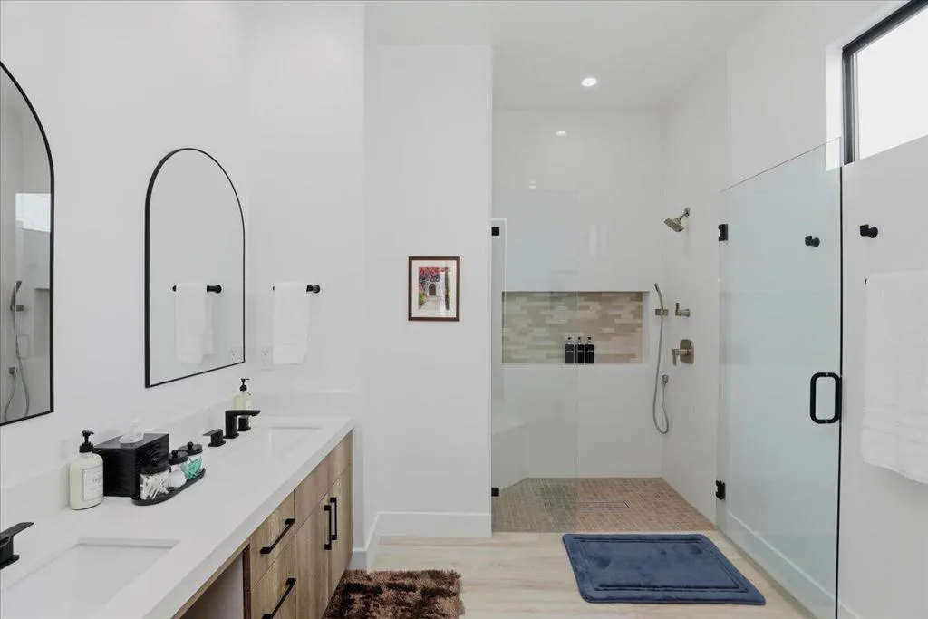 Justify Rm Bath