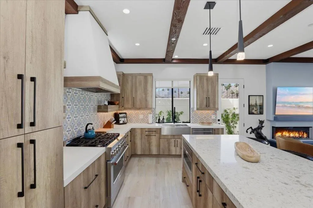 Derby House-Santa Barbara Finishes