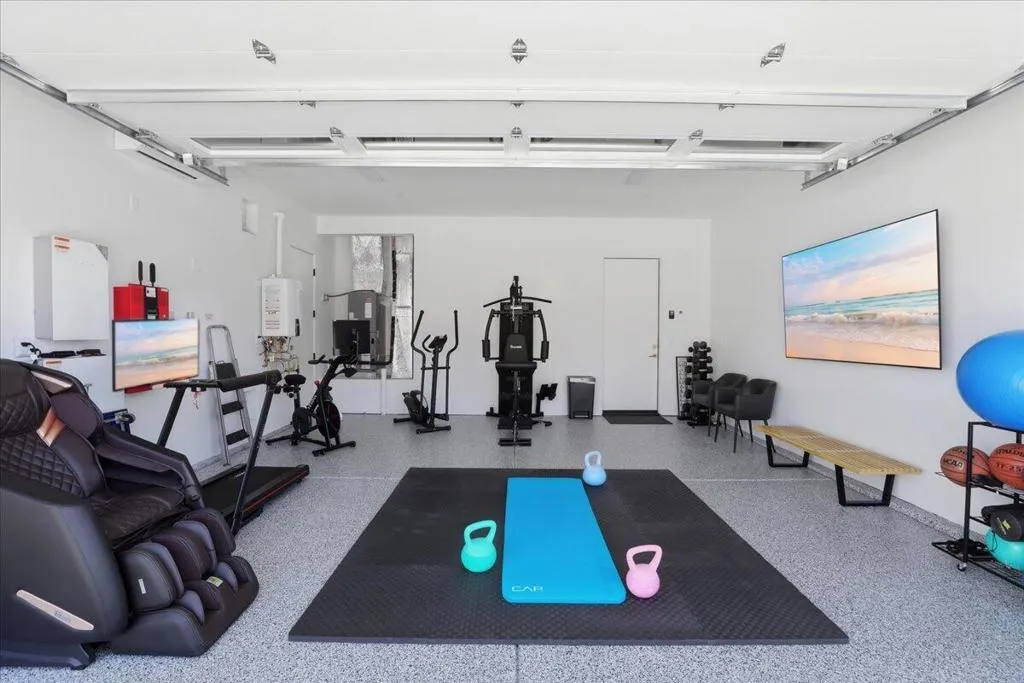 Starlight House-Full Gym