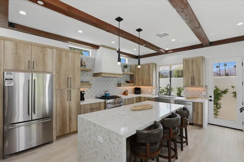 Derby House-Gorgeous Full Kitchen